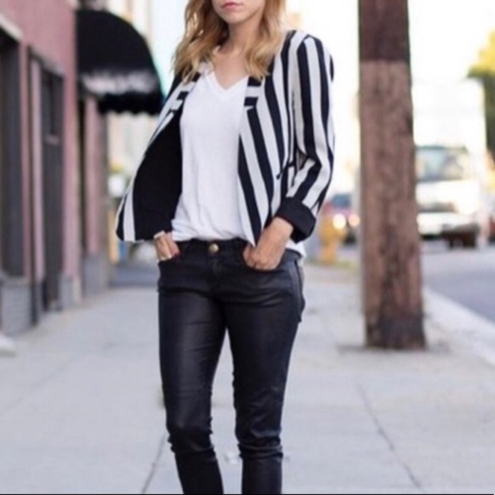 Line & Dot Open Front Blazer Size XS - Picture 2 of 8